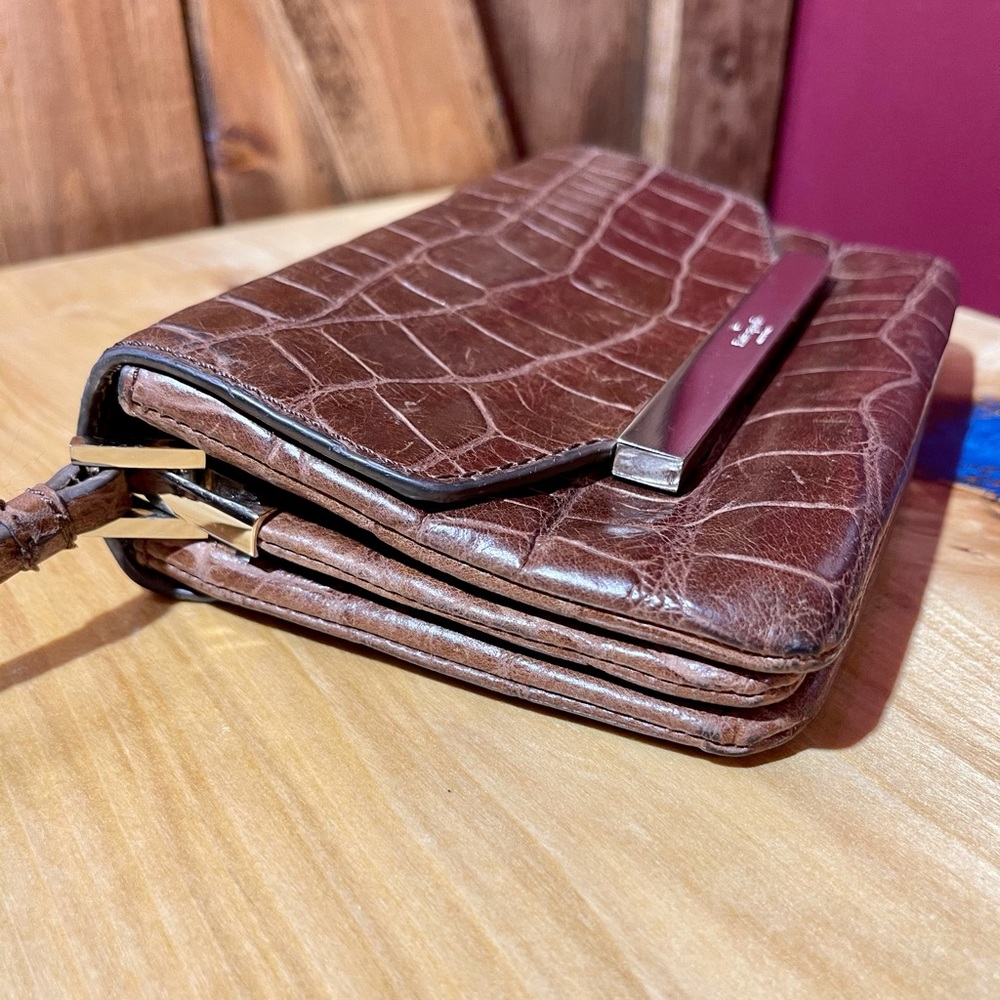 BROWN LEATHER KATE SPADE WRISTLET - Picture 7 of 11